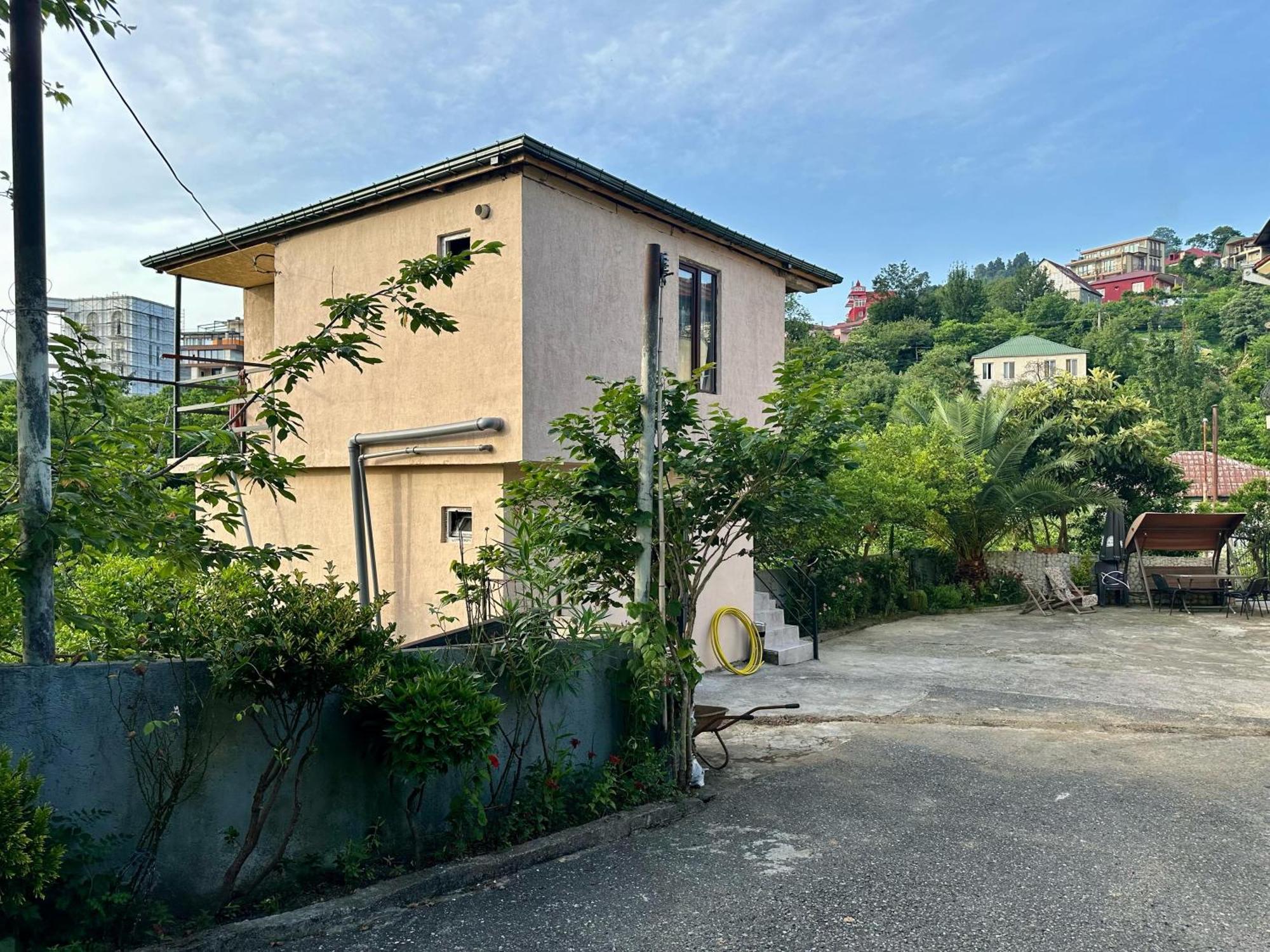 Nita House Hotel Batoemi Buitenkant foto